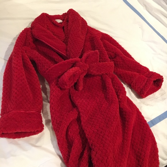 Fuzzy red robe Clearance